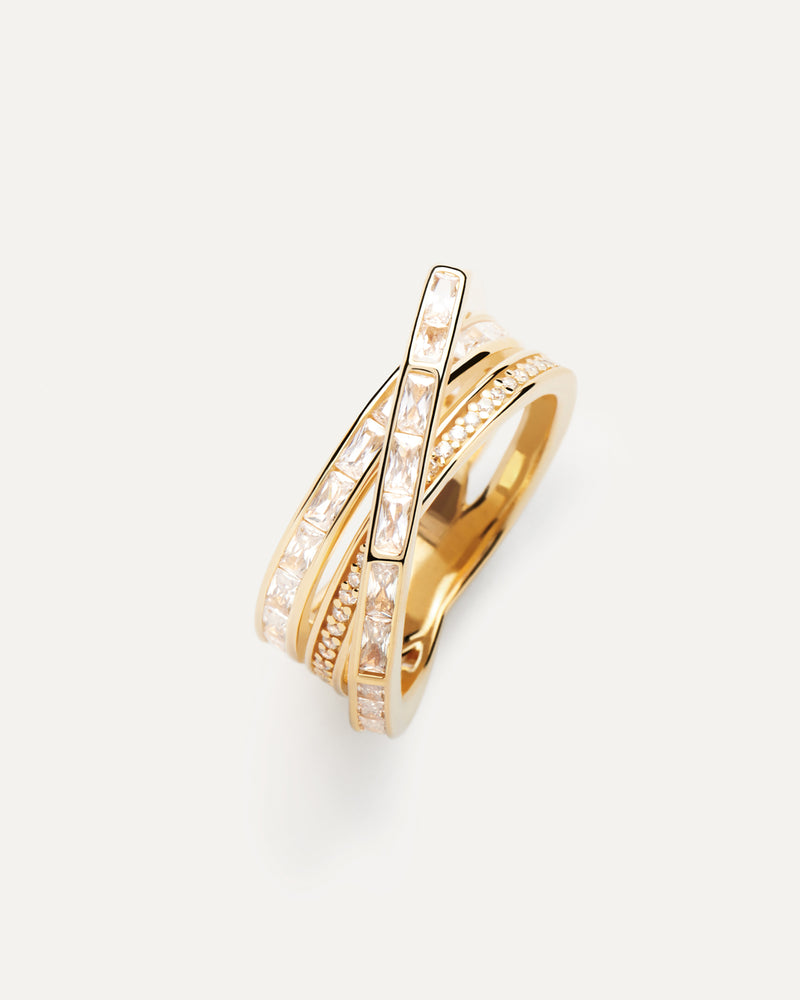 Gold-plated eternity ring set with rectangular cut white zirconia