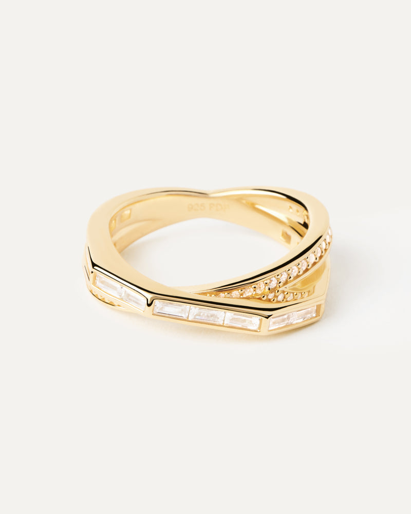 Gold-plated half geometric ring set with white zirconia