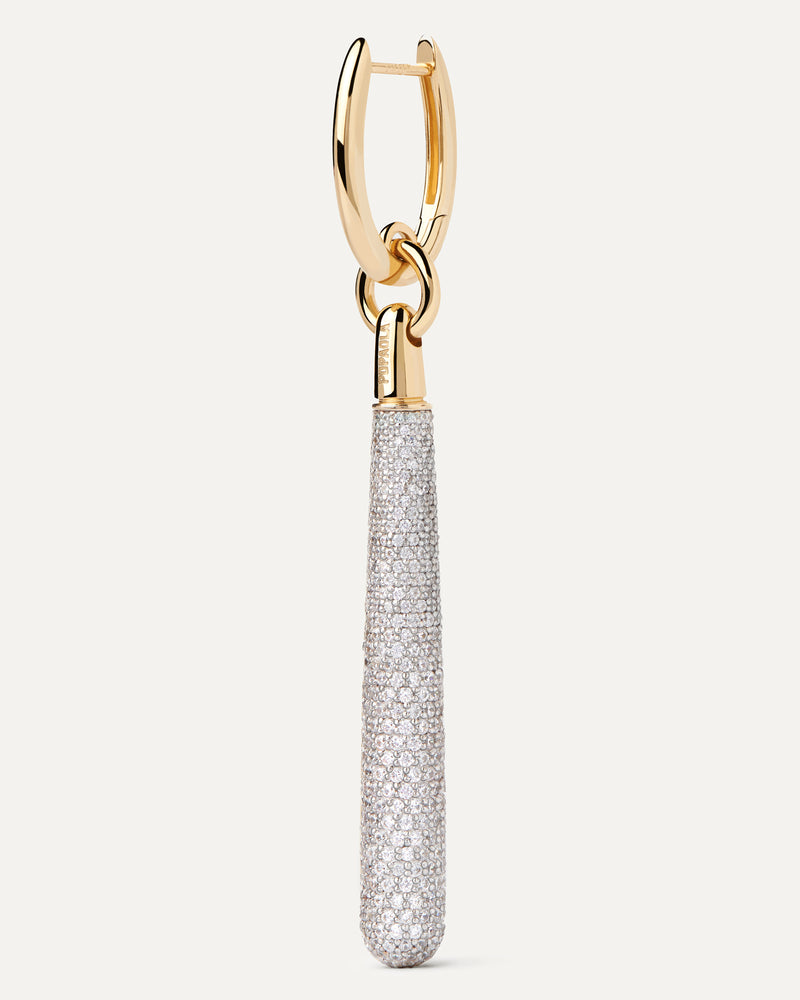 Single hoop with a long pavé zirconia drop pendant