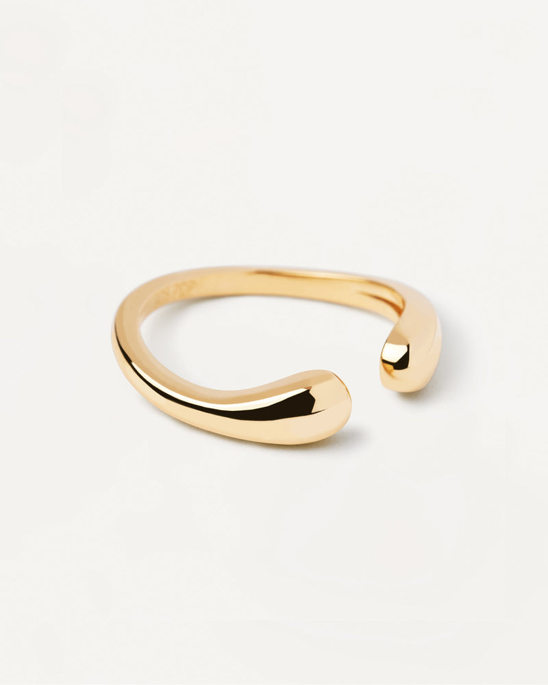 Bold and curvy unclosed-ring in gold-plated silver