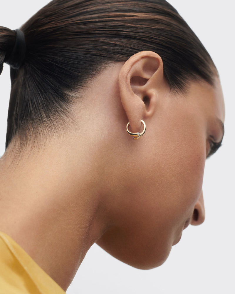Diamonds and gold Eclipse hoops - 
  
    18K Gold
  
