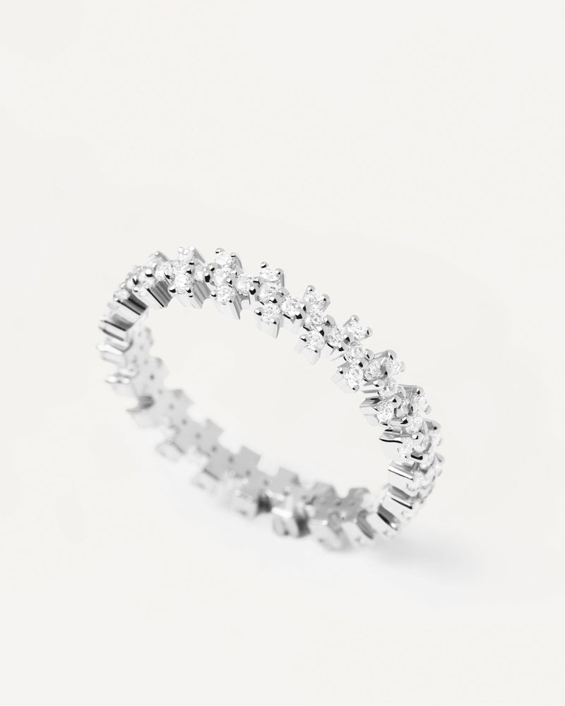 Sterling silver eternity ring with crown shape