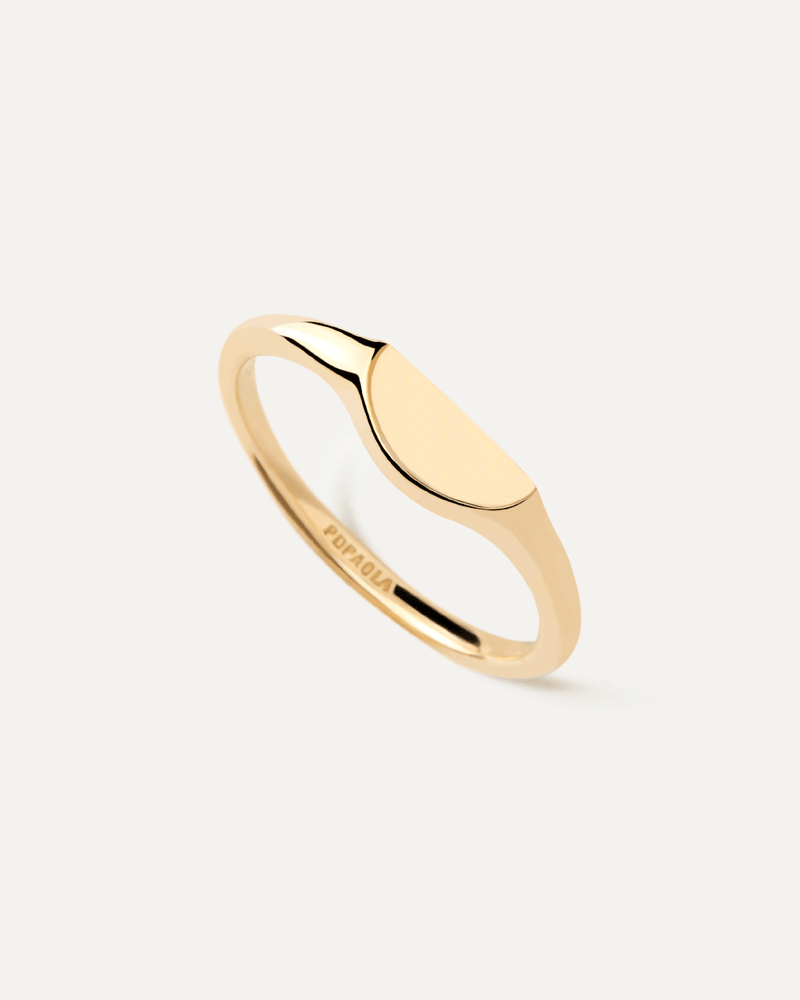 Gold-plated mini signet ring with half circle shape